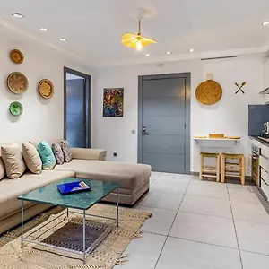 Lovely 2-bedroom With Ac-netflix-nespreso Apartment